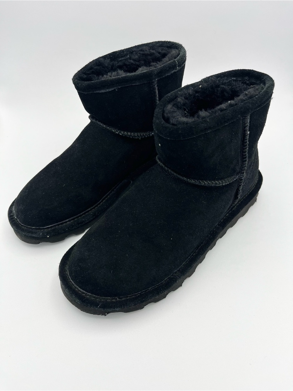BEARPAW Black Alyssa Sherpa-Lined Boots Size 7 Suede Sheepskin Footbed